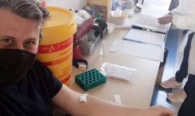 El argentino que fue voluntario de la vacuna de Oxford: "La vacuna funciona"