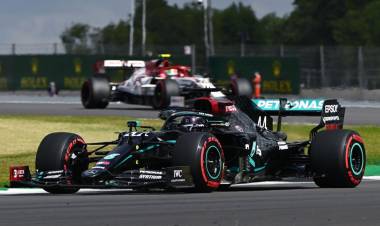 Hamilton sumó una nueva pole position