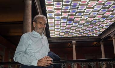 Murió Vicente Rojo, creador de la emblemática portada de Cien años de Soledad