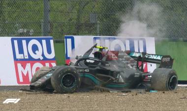 Fórmula 1: Verstappen ganó en el accidentado GP de Emilia Romaña y encendió la competencia con Hamilton