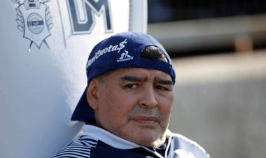 12 horas de agonía, remedios contraindicados y médicos temerarios: así dejaron morir a Maradona según la junta médica