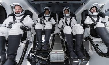 Por primera vez, cuatro astronautas no profesionales orbitarán alrededor de la Tierra