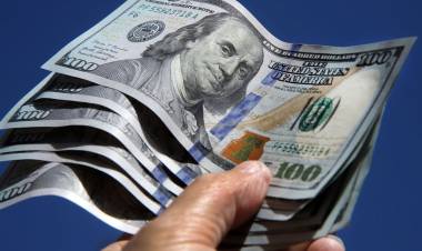 El dólar blue registró un nuevo récord al cotizar a $ 222,5