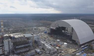 Rusia y Ucrania: el calvario de los trabajadores atrapados en la planta nuclear de Chernóbil bajo vigilancia rusa