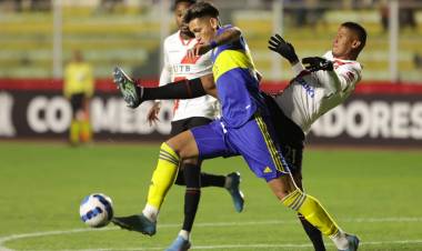 Boca derrotó a Always Ready en la altura de La Paz y se acomodó en la Copa Libertadores
