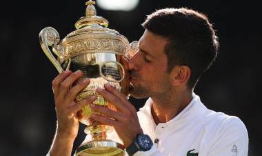 Djokovic venció a Kyrgios y se coronó campeón de Wimbledon por séptima vez