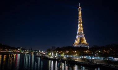 Crisis energética en Francia: la Torre Eiffel y otros puntos icónicos quedarán a oscuras