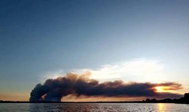 Incendios en Corrientes: hay más de 3.000 hectáreas afectadas y el fuego está "descontrolado"