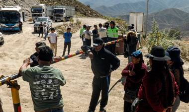 Incendio en una mina de oro en Perú dejó al menos 27 obreros muertos