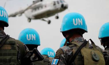 Escándalo en la ONU: repatrían a 60 Cascos Azules de África por denuncias de "abuso sexual"