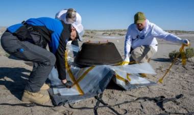 Cayó al desierto de Utah en paracaídas la primera muestra de un asteroide obtenida por la NASA