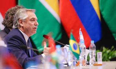 Alberto Fernández va a la Cumbre del Mercosur en Río de Janeiro en el cierre de su mandato