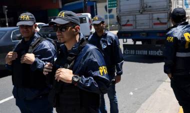 Funcionarios nacionales y porteños coordinan el operativo de seguridad por la marcha