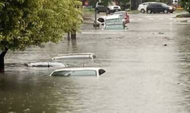 Cerca de 800 personas continúan evacuadas tras las lluvias en la ciudad de Corrientes