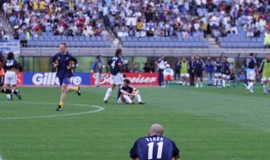 Verón explicó para quién fue su gesto en el partido ante Suecia del Mundial 2002 y su reacción cuando le gritan “inglés”