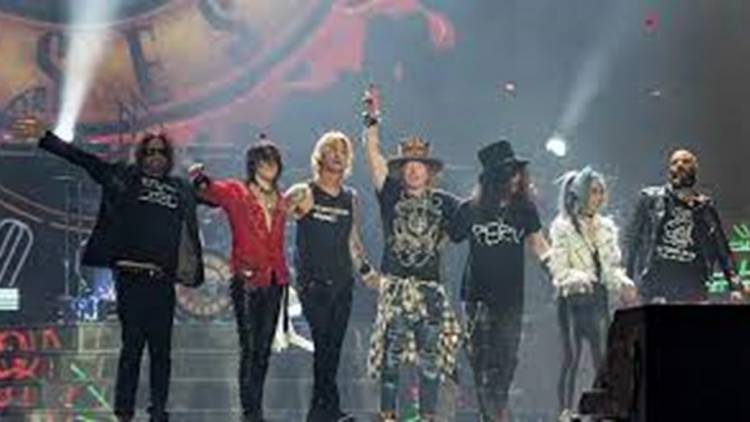 Por la segunda ola de coronavirus Guns N'Roses demora otro año su gira europea
