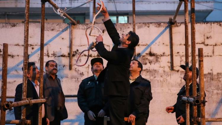 Irán anuncia una serie de condenas a muerte contra una supuesta "red de espías de la CIA"