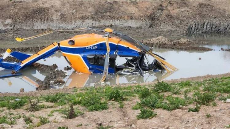 Un helicóptero perdió el control y cayó en Don Torcuato con cinco personas a bordo