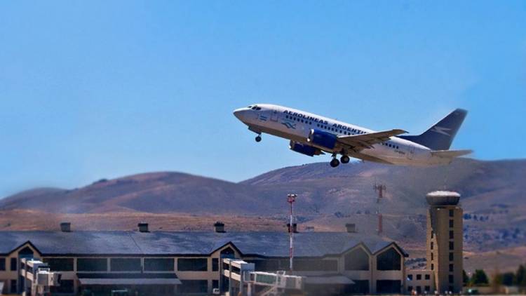 Hubo faltante de combustible para aviones en el aeropuerto de Bariloche