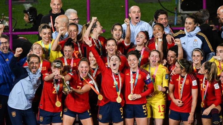 España se consagró en el Mundial femenino tras vencer 1-0 a Inglaterra en la final