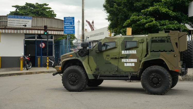 Casi 4.000 militares empiezan a reforzar la seguridad en las fronteras de Brasil