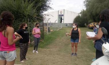 Sin transporte: la odisea de 20 alumnos para llegar al colegio de Alpa Corral