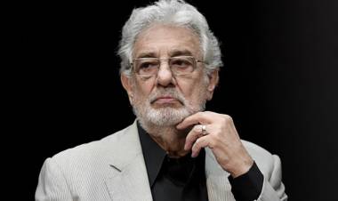 Plácido Domingo se mostró a favor de criticar el pasado pero sin destruirlo