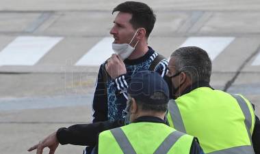 Barcelona dio un "manotazo de ahogado" para retener a Messi