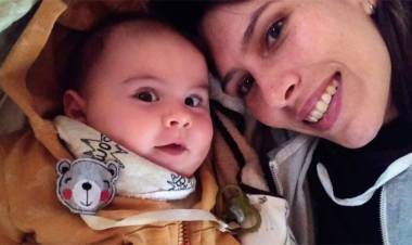 Tiene siete meses y una enfermedad que necesita curar antes de los dos años con el medicamento más caro del mundo