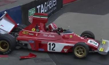 Insólito choque de Charles Leclerc en Mónaco