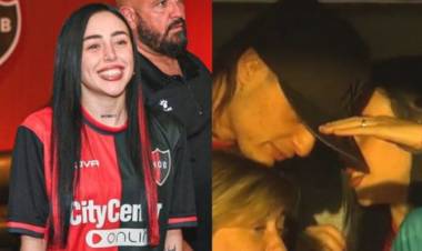 ¿Romance confirmado? Nicki Nicole y Peso Pluma fueron a ver juntos el partido de Newell’s