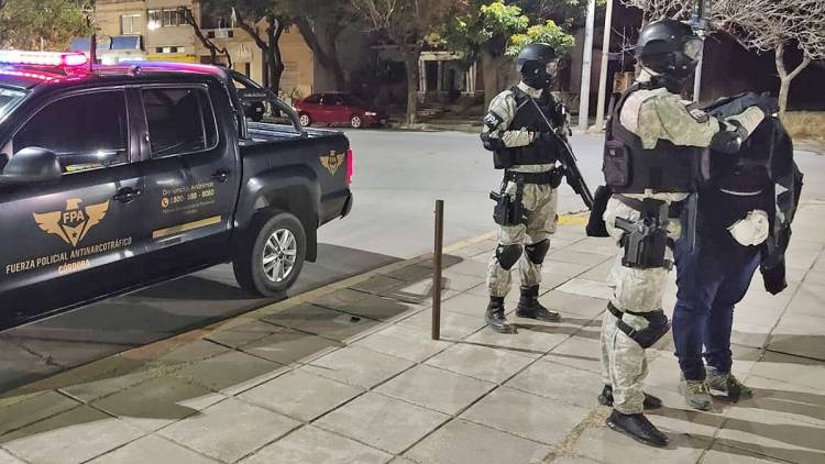 Fue de Santa Rosa a Embalse con droga y lo detuvieron