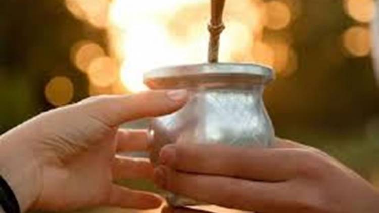 Amenazan con dejar sin yerba a los vecinos si comparten el mate
