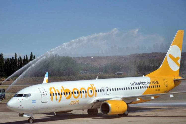 Low cost. Flybondi advirtió que si no abre El Palomar, le costará seguir volando