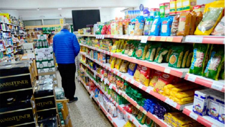 Cada vez más gente usa ayuda del Estado para comer: ya llega al 54,5%
