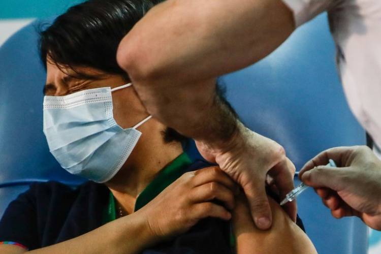 Subieron fuerte los casos de coronavirus: confirmaron 13.790 nuevos contagios y 151 muertes en las últimas 24 horas