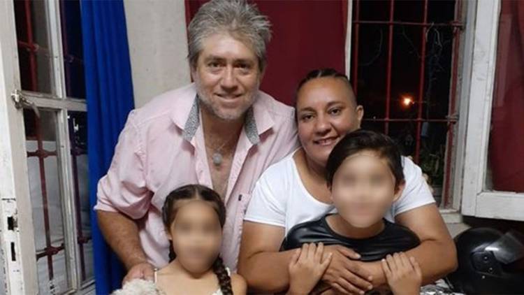 Aún no se sabe de qué murieron el hombre y las mascotas que comieron milanesas