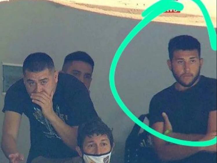 Escándalo en Boca: la presencia del hijo de Riquelme en el palco durante el Superclásico expone al club a una sanción y revela una interna al rojo vivo