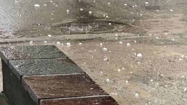 Cayó granizo en Coronel Moldes en medio de una advertencia del SMN