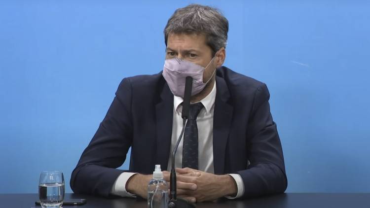 Lammens: "A fin de año habrá estadios completos y el año próximo se probará con visitantes"