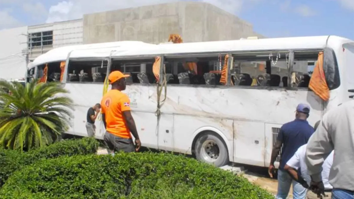 Volcó un colectivo con turistas en Punta Cana y falleció una ciudadana argentina